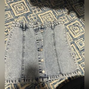 Denim skirt